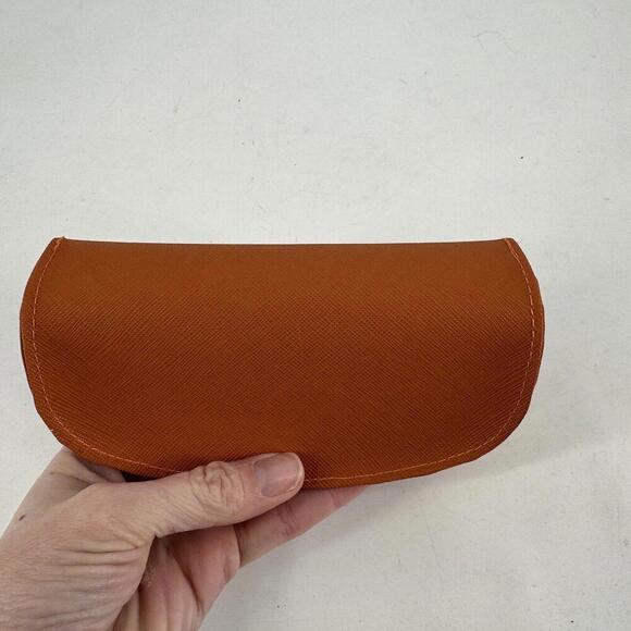 Tory Burch sunglasses case and cloth brown snap designer travel beachy summer - Picture 2 of 5